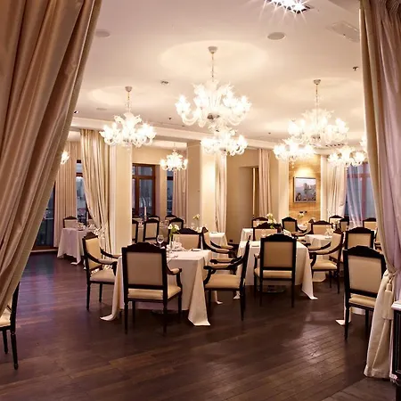 Premier Palace