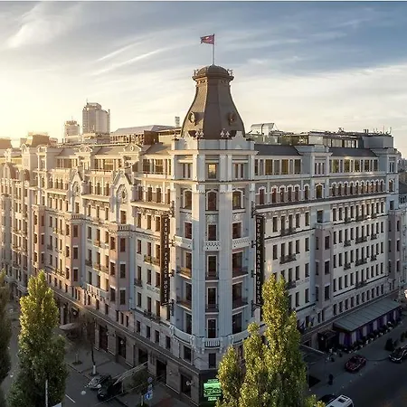 Premier Palace Hotel