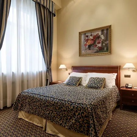 Hotell Premier Palace