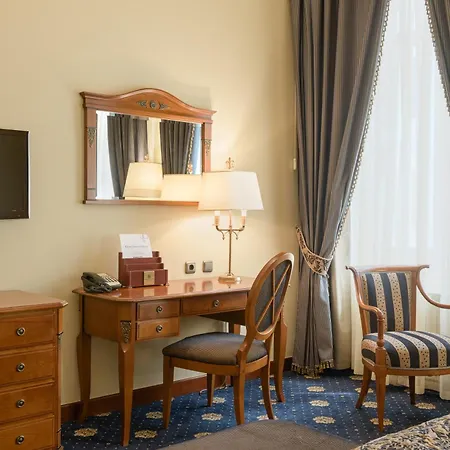 Premier Palace Hotell