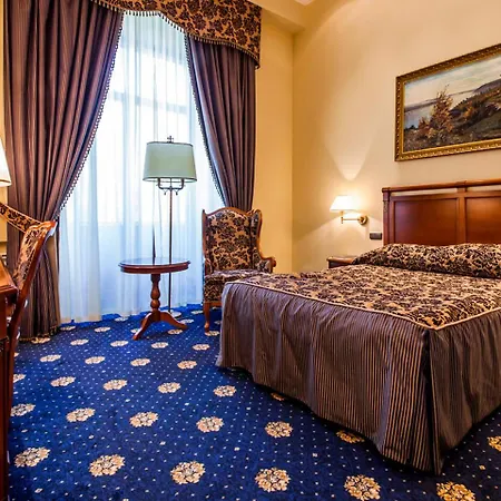 Premier Palace Hotell 5*